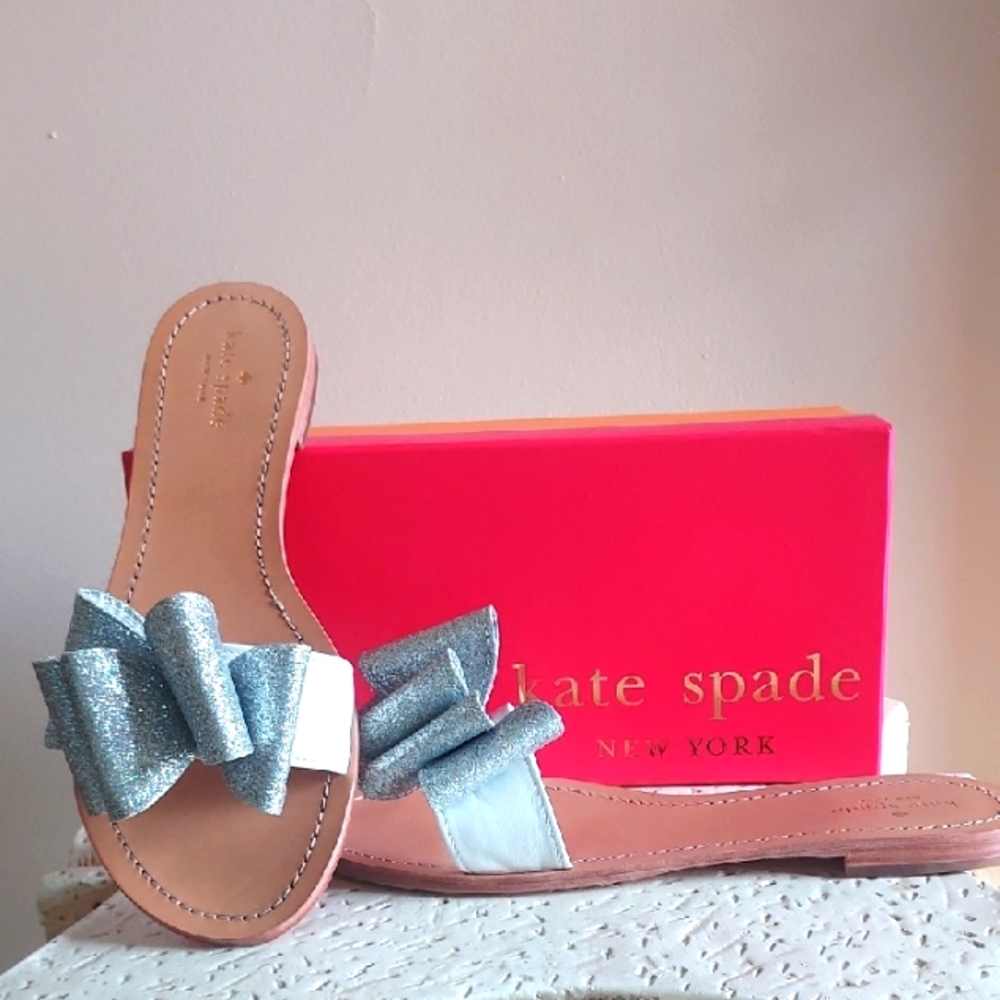Kate Spade White and Brown Sandals with Metallic Bow